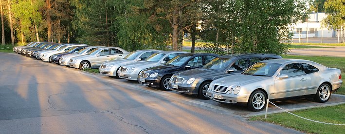 Yleisn�kym� SKC autotalon pihalta